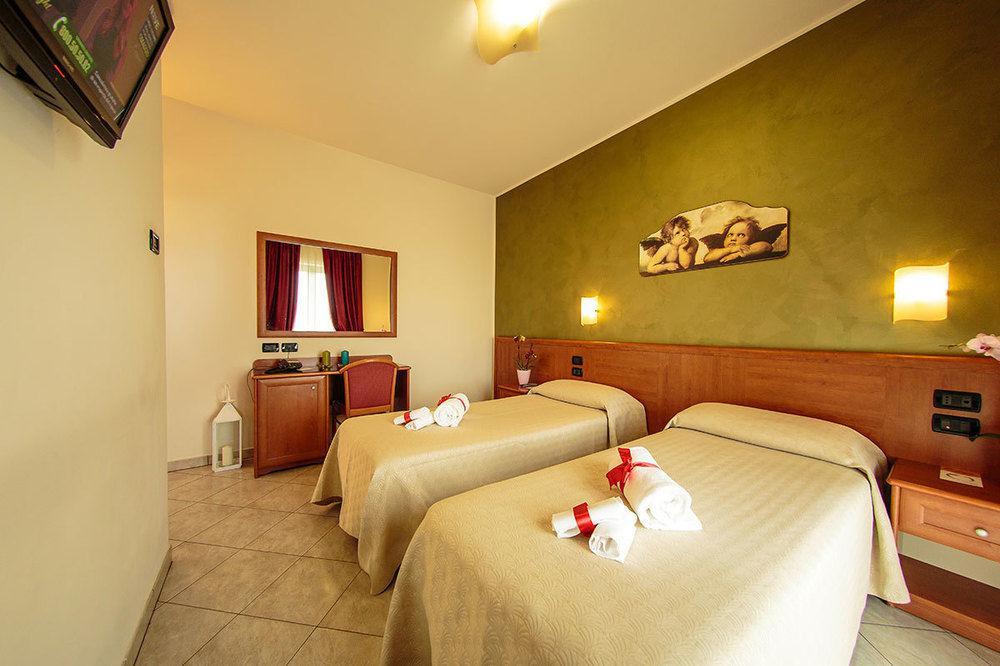 Aparthotel Eden 3*