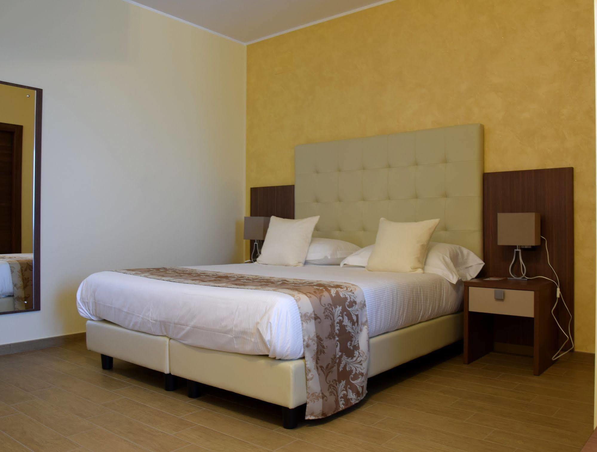 Aparthotel Eden Mozzagrogna